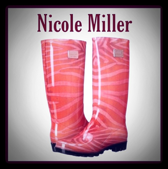 Nicole Miller Sashimi Rainy Day Rain Boots NIB - Picture 3 of 7
